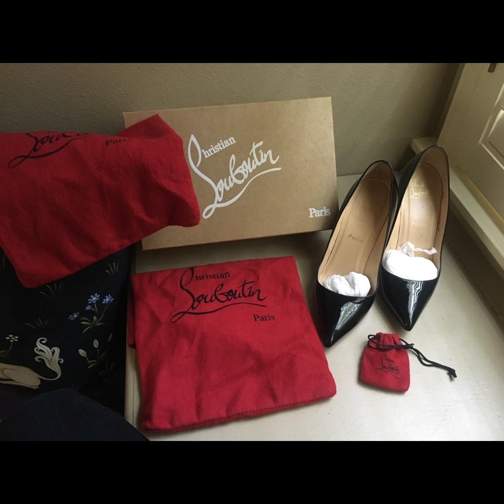 Christian Louboutin pigalle 100 patent shoes
